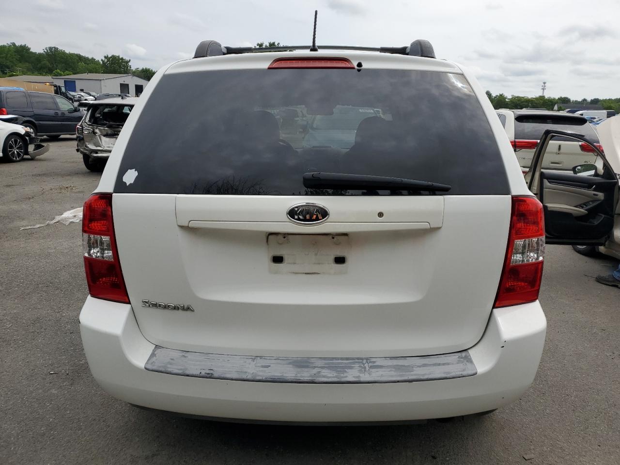 2008 Kia Sedona VIN: KNDMB133286255054 Lot: 62478834