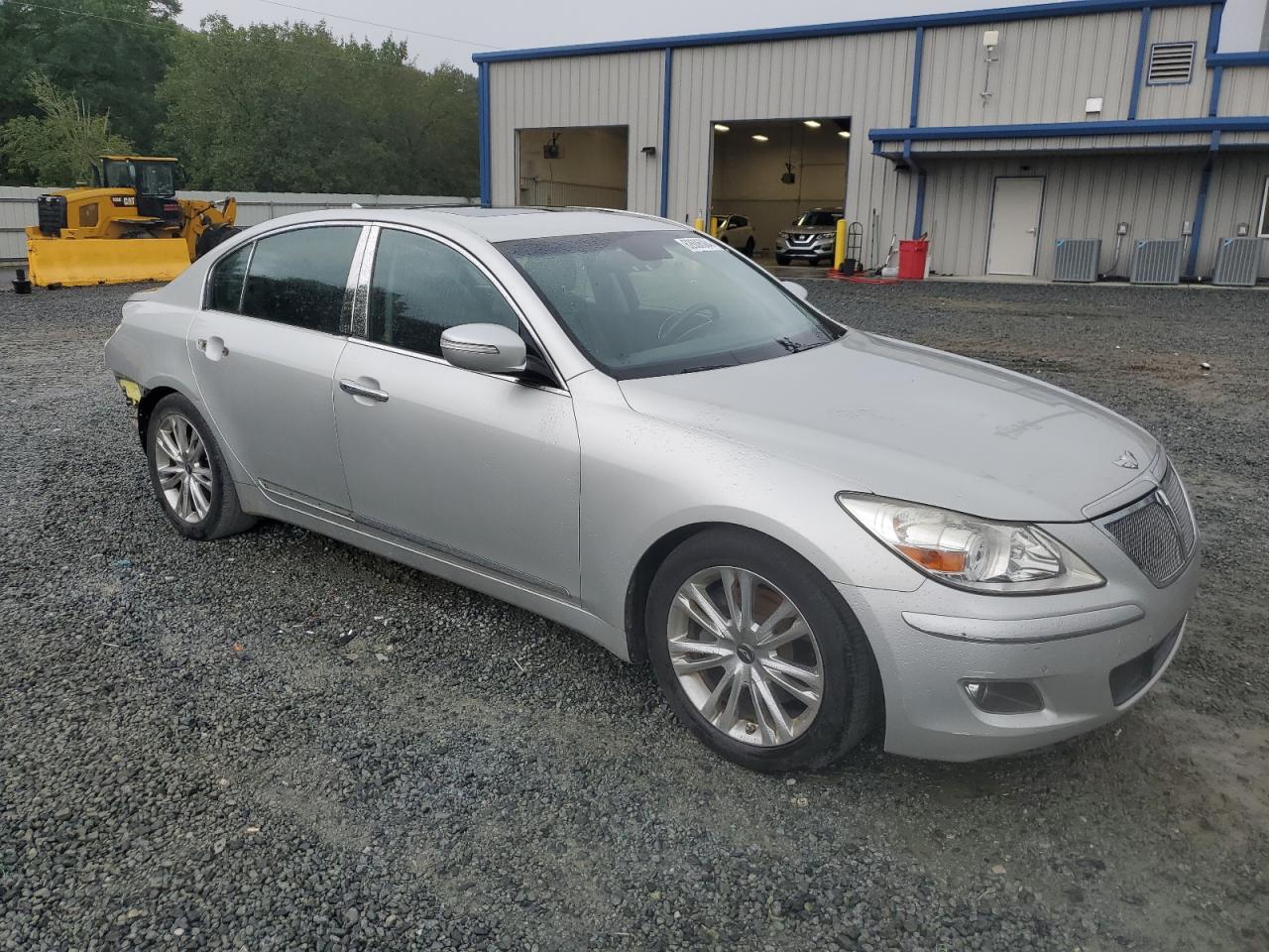 2011 Hyundai Genesis 4.6L VIN: KMHGC4DF1BU128833 Lot: 62606084