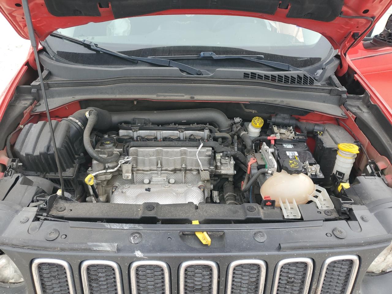 ZACCJBBT7FPB40773 2015 Jeep Renegade Latitude