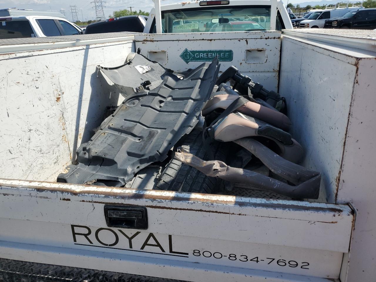 2000 Chevrolet Gmt-400 C3500 VIN: 1GBGC34R7YR212146 Lot: 62906594