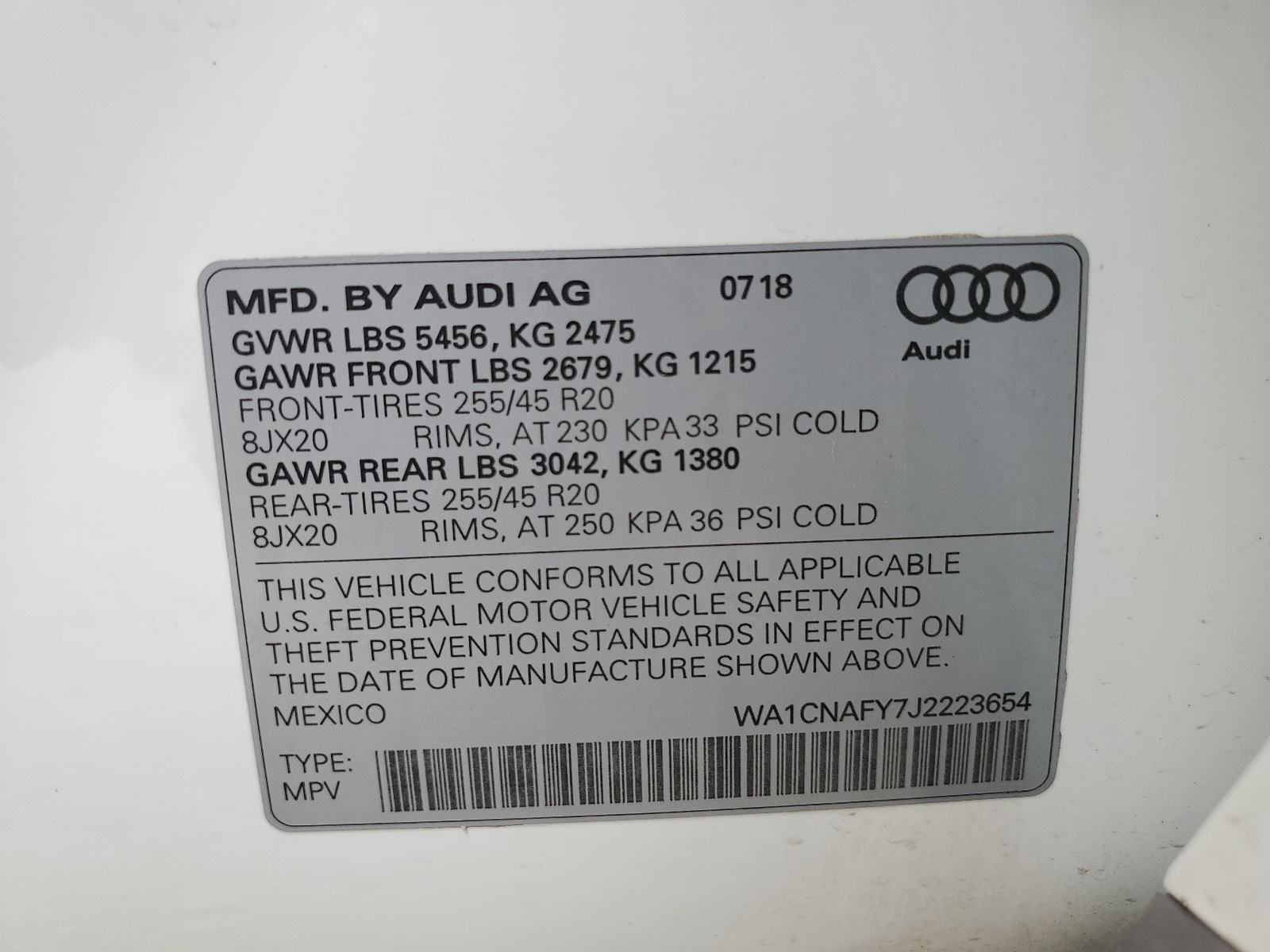 WA1CNAFY7J2223654 2018 Audi Q5 Prestige