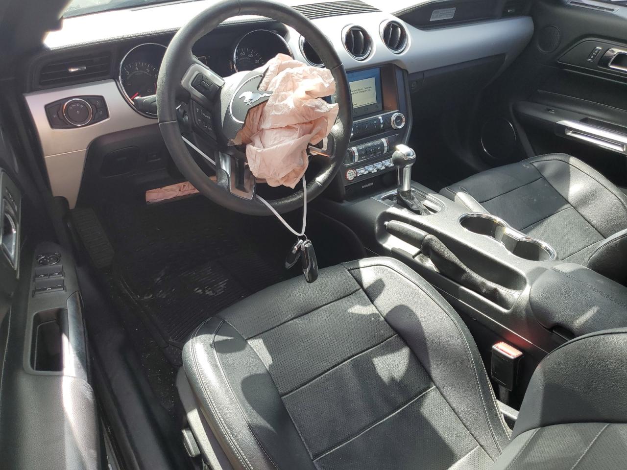 2017 Ford Mustang VIN: 1FATP8UH8H5218120 Lot: 64477284