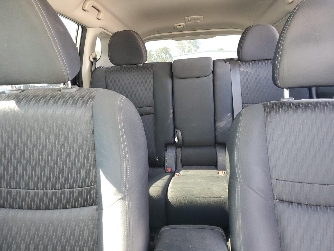 2019 Nissan Rogue S VIN: KNMAT2MTXKP548450 Lot: 64483904