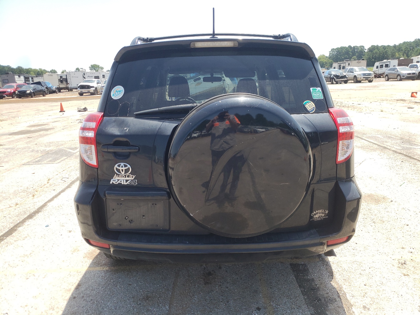 JTMZF4DV2BD030518 2011 Toyota Rav4