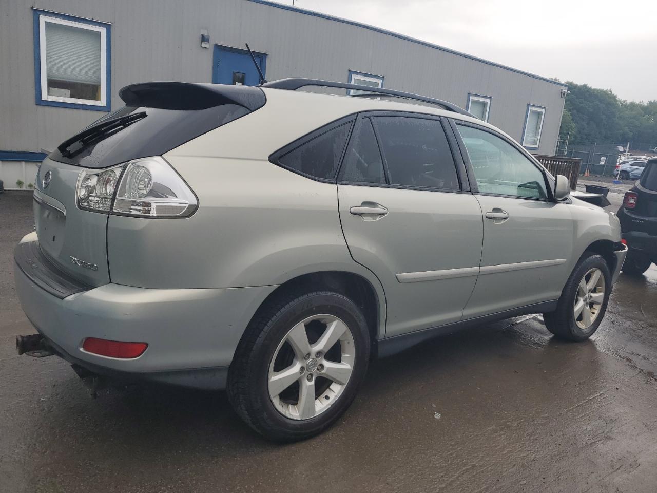 2005 Lexus RX - Image 3