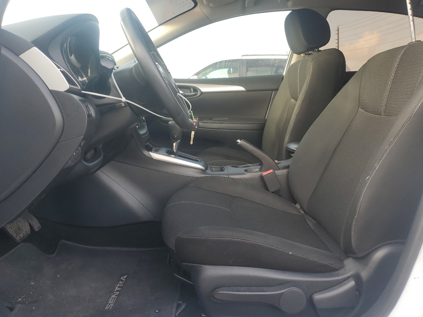 3N1AB7AP8JY243617 2018 Nissan Sentra S