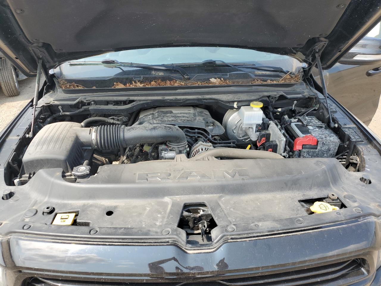 2019 Ram 1500 Laramie VIN: 1C6SRFJT0KN925661 Lot: 63969264