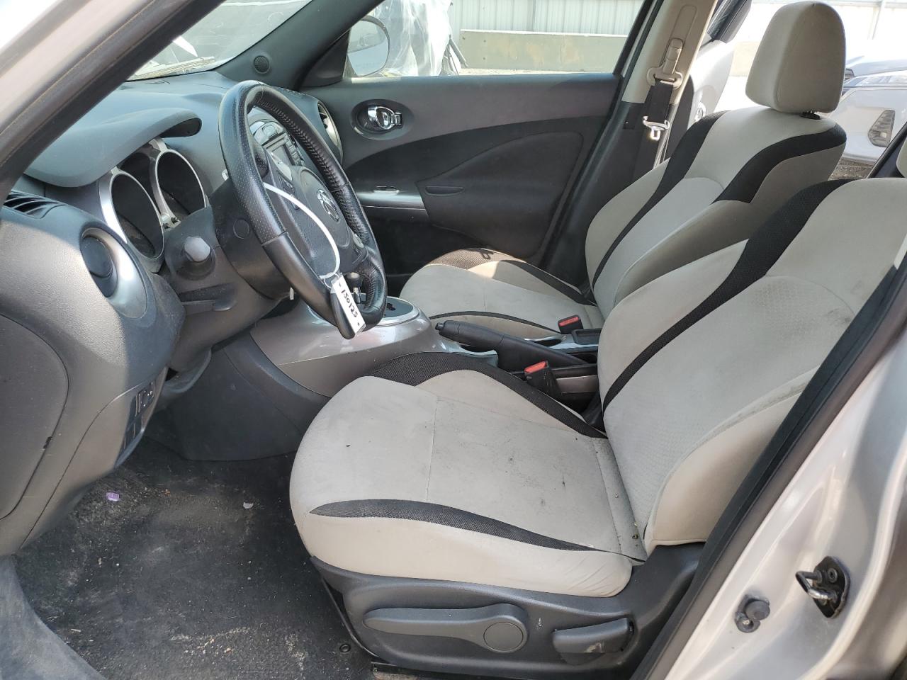 2011 Nissan Juke S VIN: JN8AF5MR9BT003798 Lot: 64195294