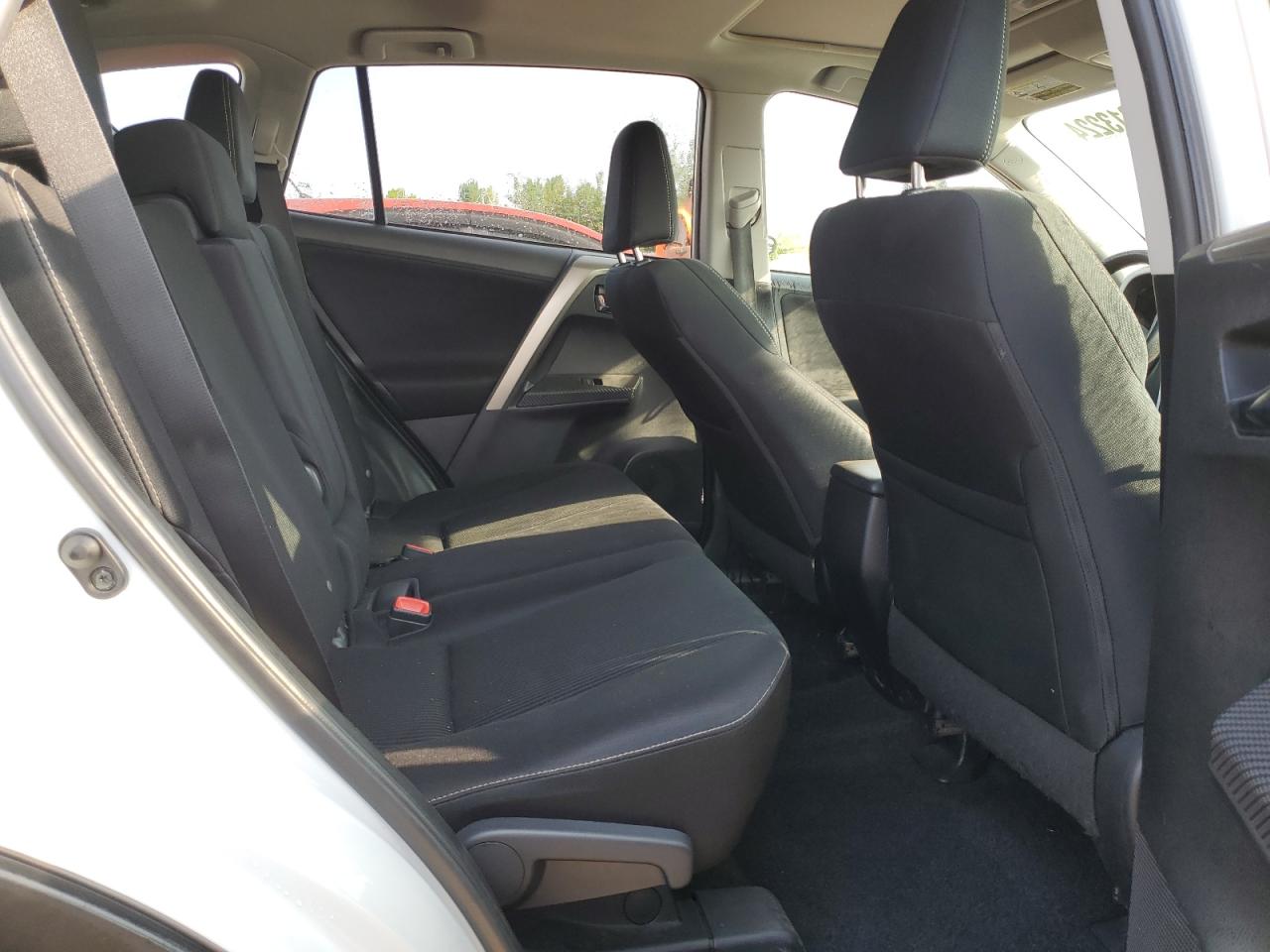 2015 Toyota Rav4 Xle VIN: 2T3WFREV0FW215142 Lot: 62813224