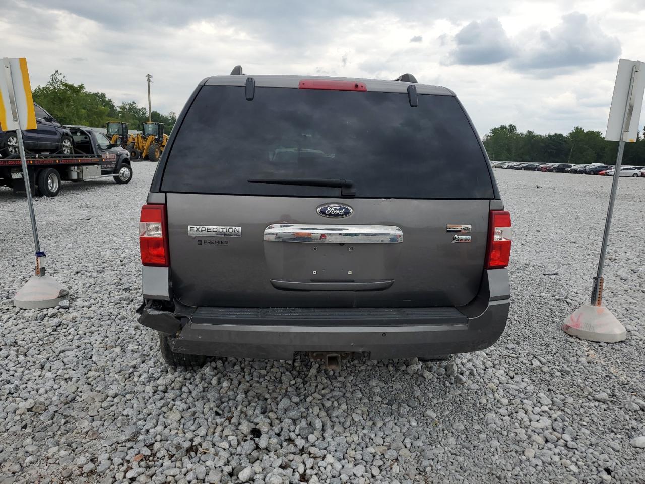 2013 Ford Expedition Limited VIN: 1FMJU2A56DEF03096 Lot: 64342304