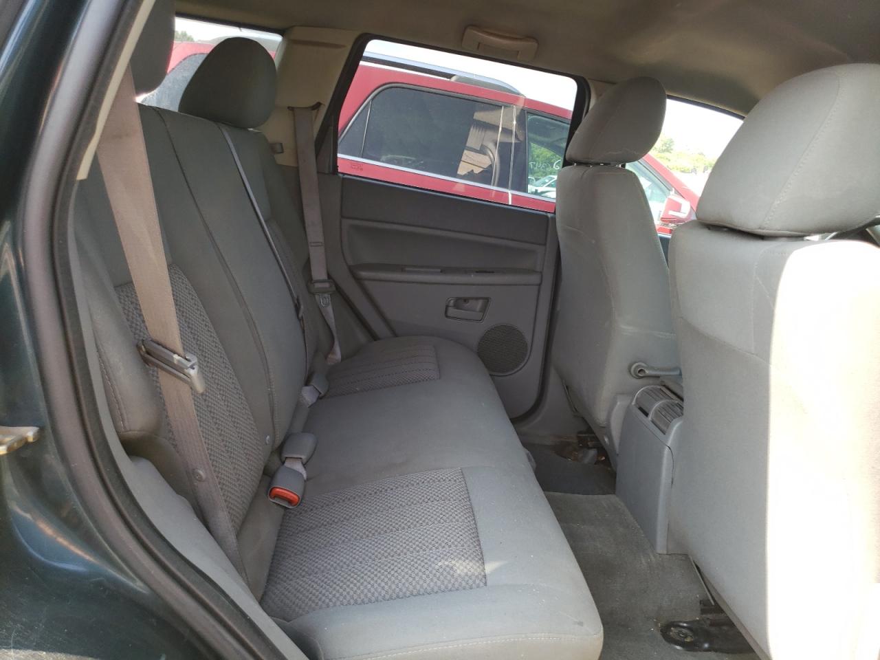 2005 Jeep Grand Cherokee Laredo VIN: 1J4GR48K05C663831 Lot: 63873164