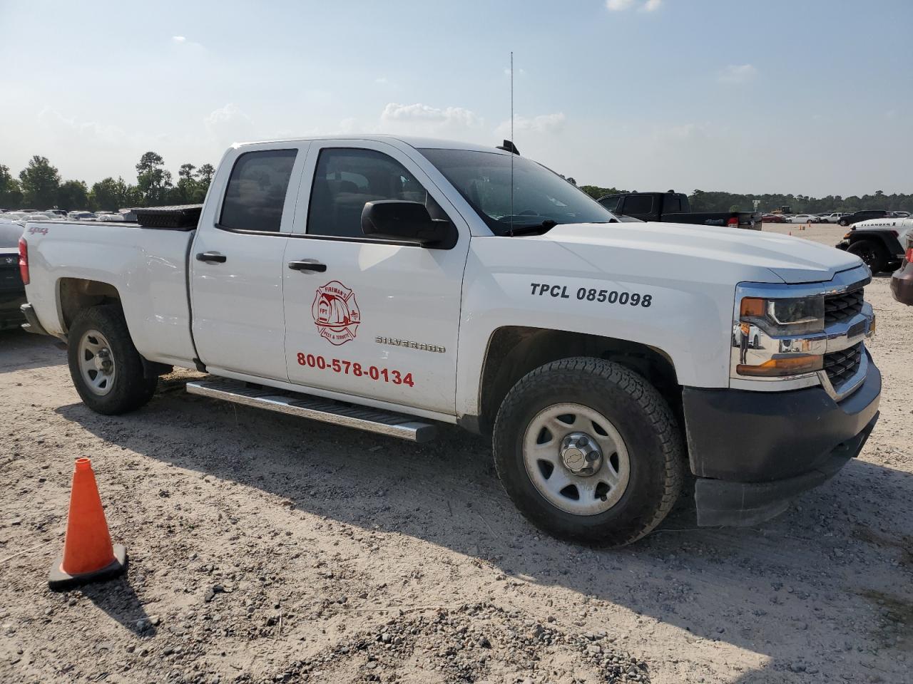 2018 Chevrolet Silverado K1500 VIN: 1GCVKNECXJZ233039 Lot: 61715324