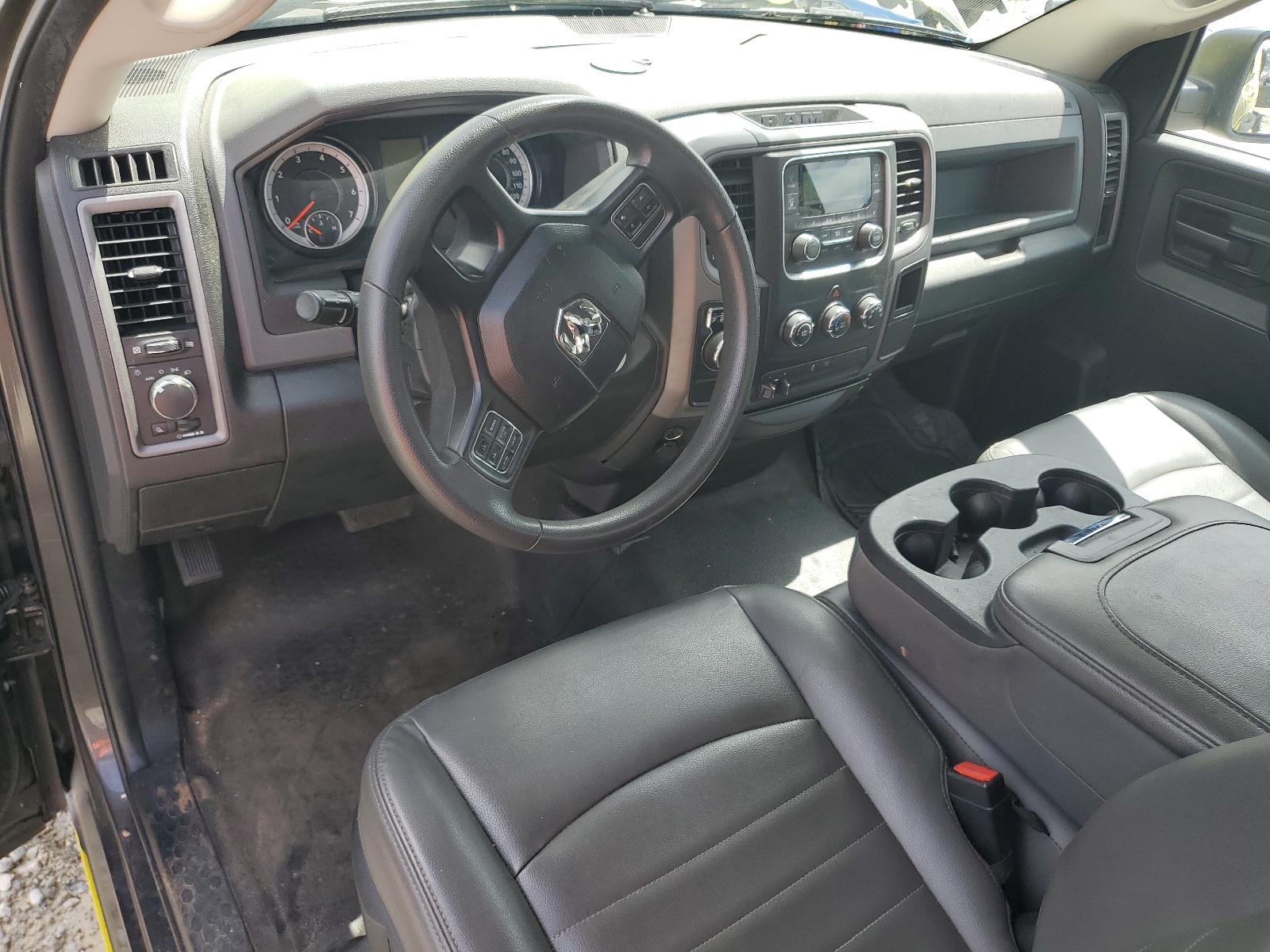 3C6JR6DT2JG231116 2018 Ram 1500 St