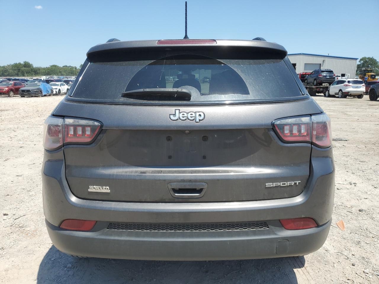 2018 Jeep Compass Sport VIN: 3C4NJCAB2JT438852 Lot: 62908034