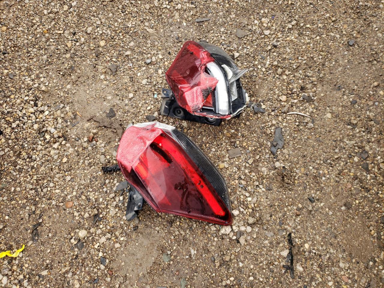 2018 Nissan Rogue S VIN: KNMAT2MT9JP592518 Lot: 61691494