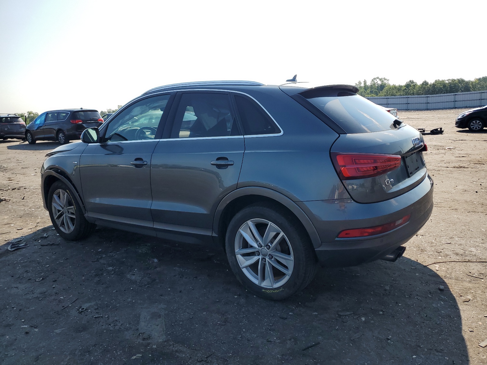 WA1JCCFS2JR008291 2018 Audi Q3 Premium Plus