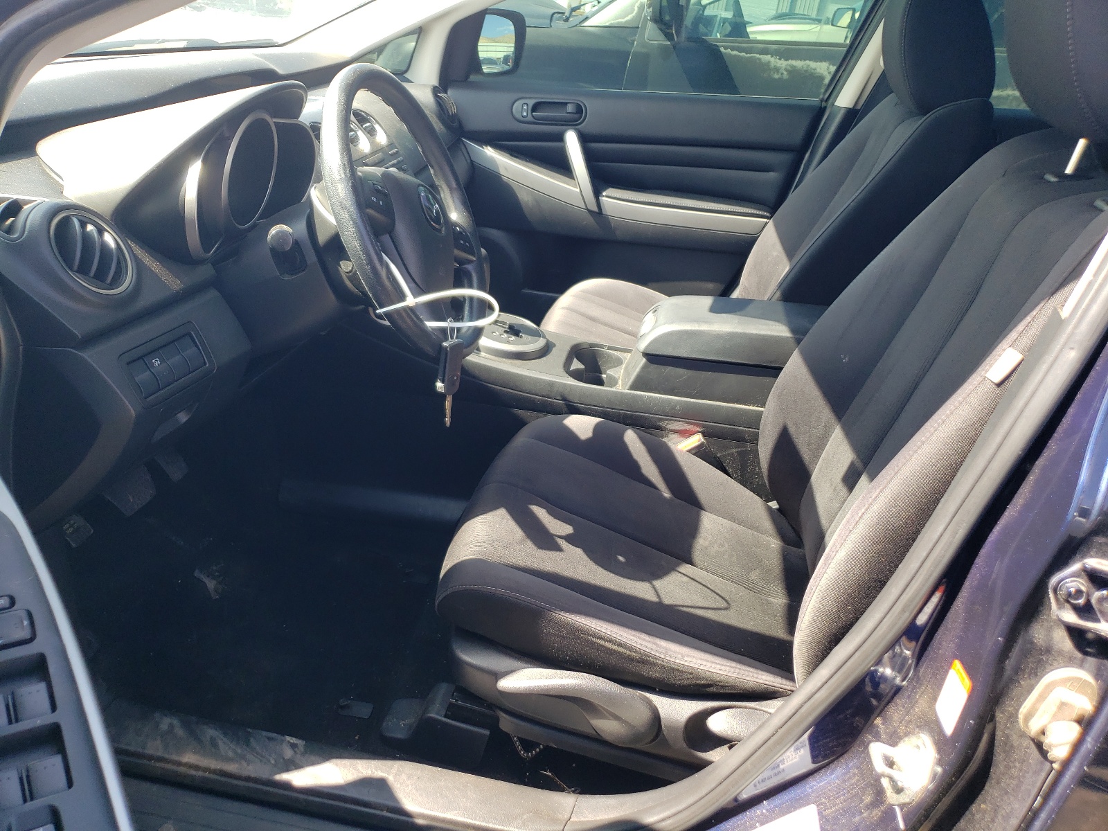 JM3ER2A53B0382004 2011 Mazda Cx-7