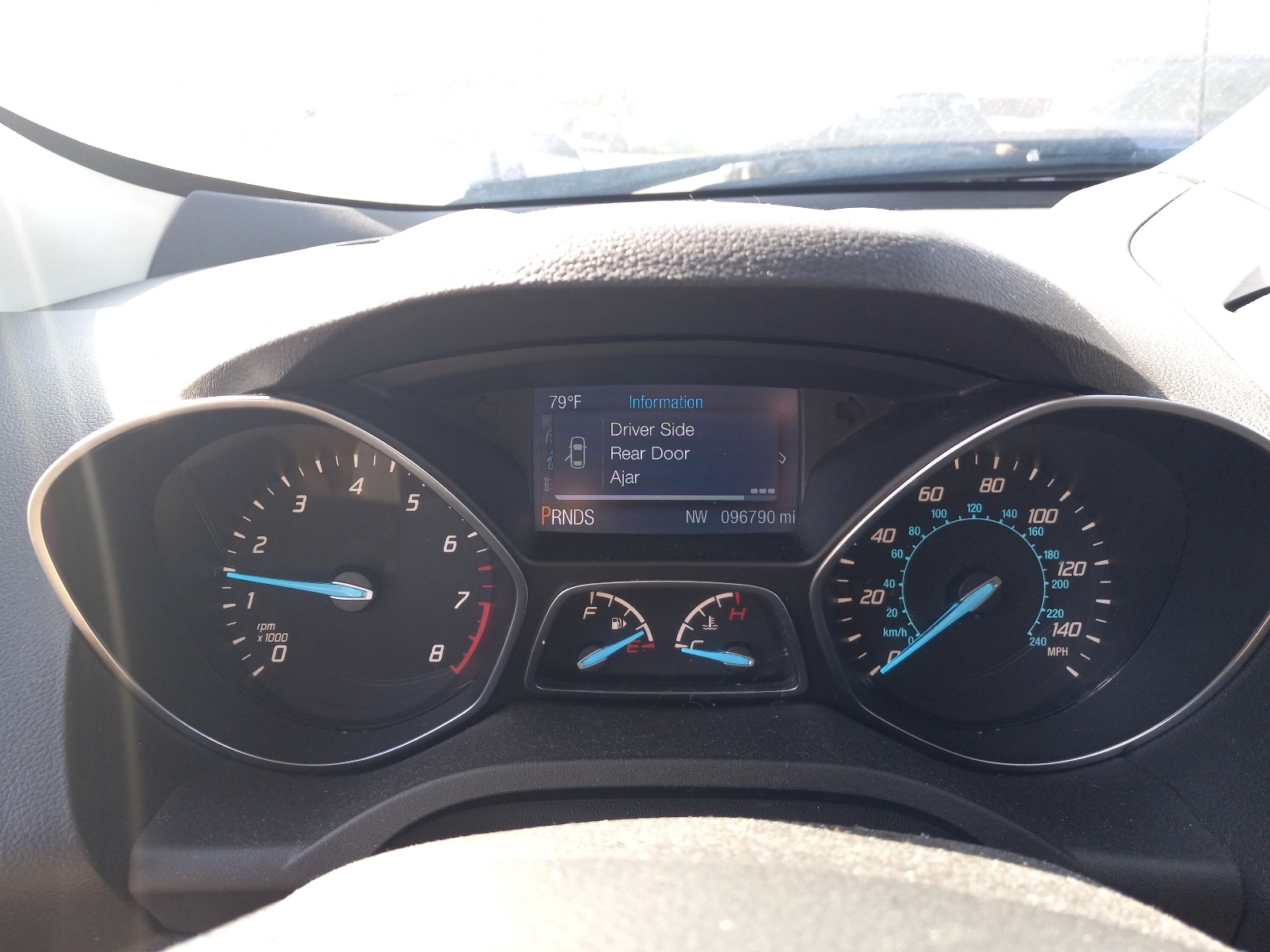 1FMCU9G90FUC64889 2015 Ford Escape Se