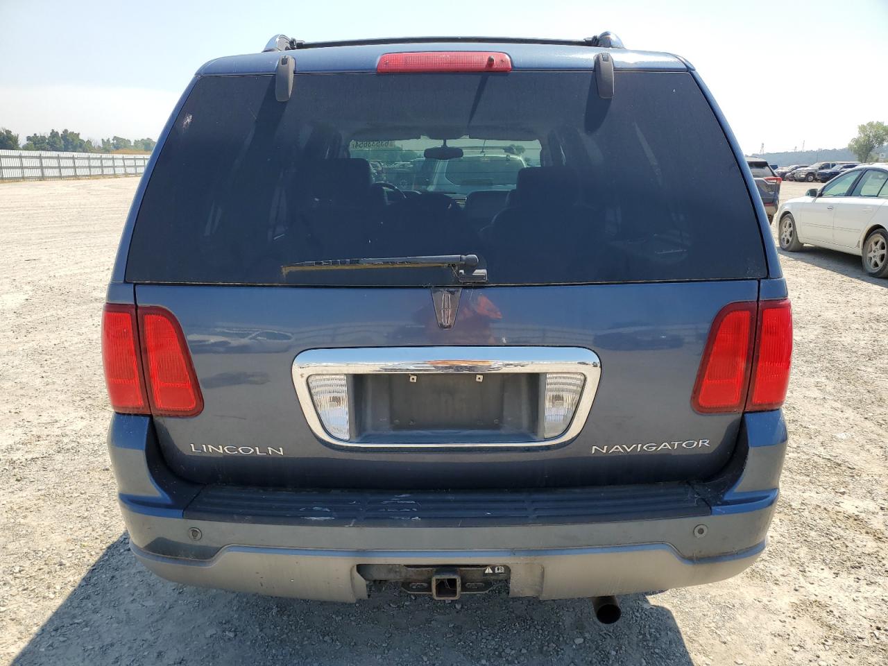 2004 Lincoln Navigator VIN: 5LMFU28R34LJ27867 Lot: 63533654