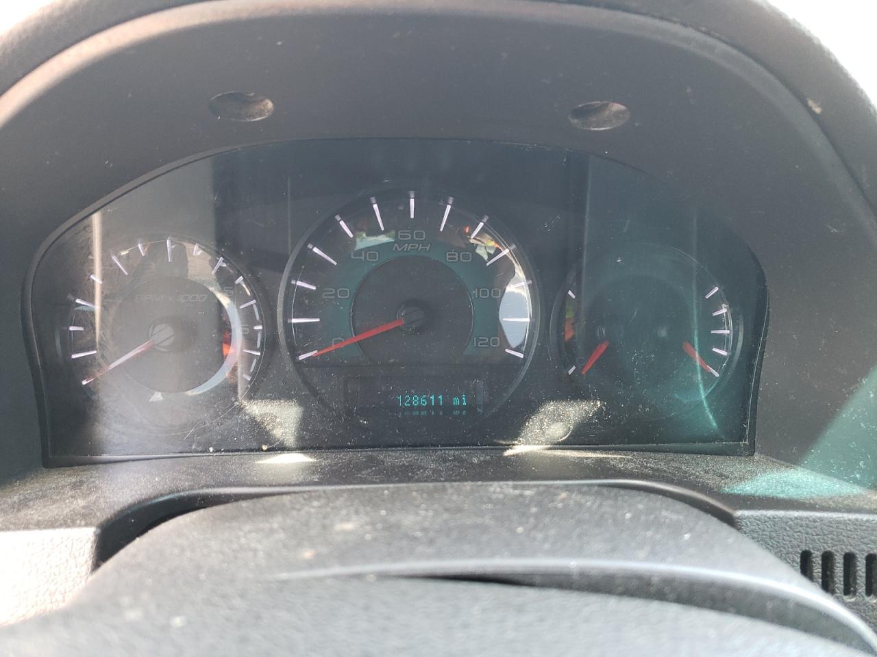 2011 Ford Fusion Se VIN: 3FAHP0HA7BR199097 Lot: 60892094