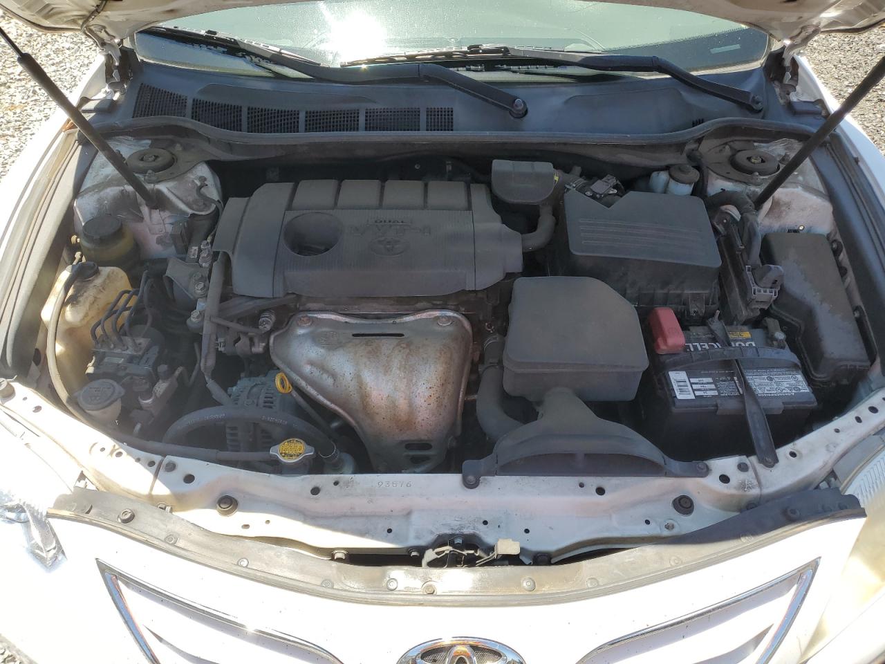 2011 Toyota Camry - Image 11