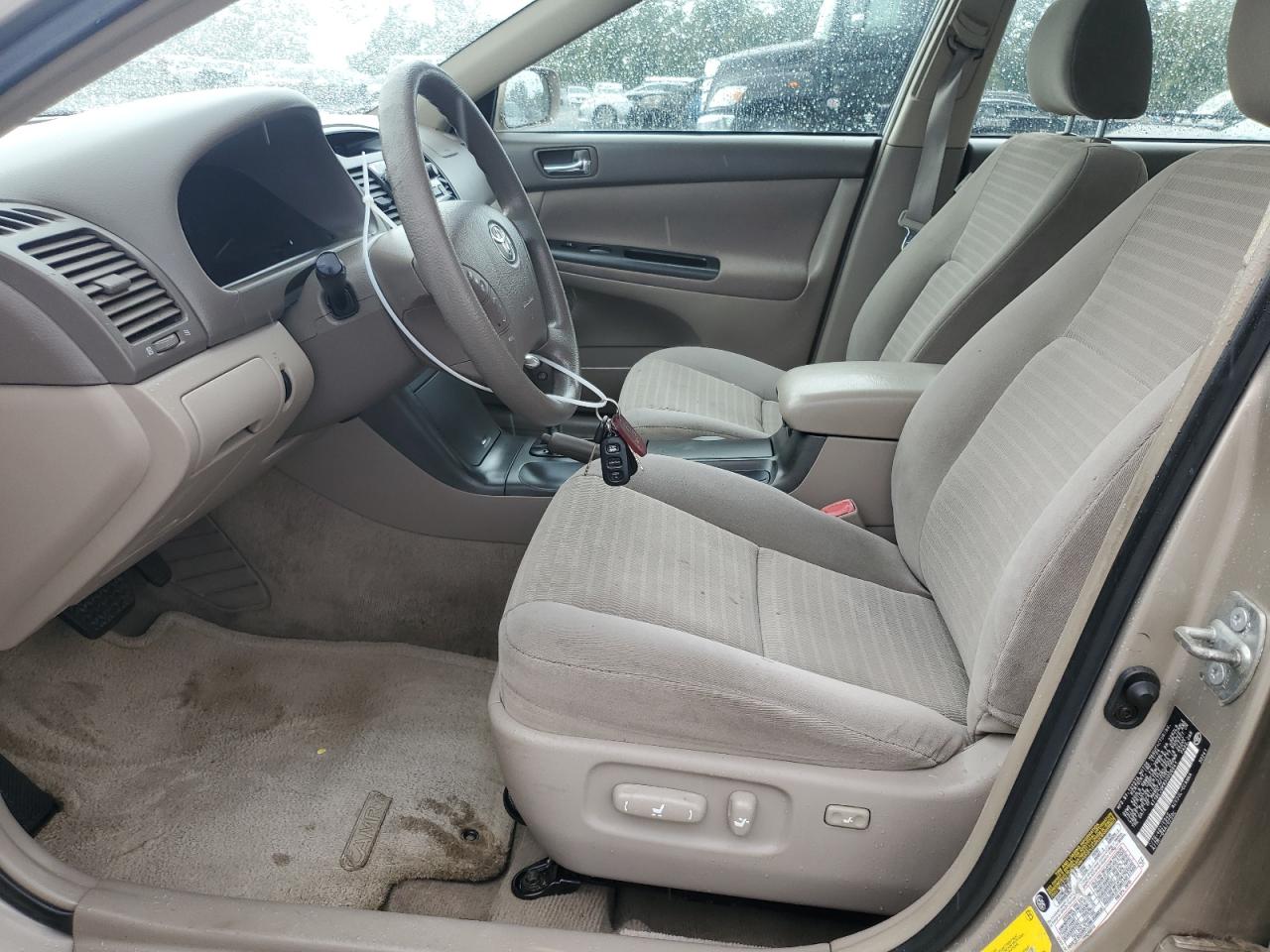 2005 Toyota Camry Le VIN: 4T1BE30K85U006041 Lot: 64151864