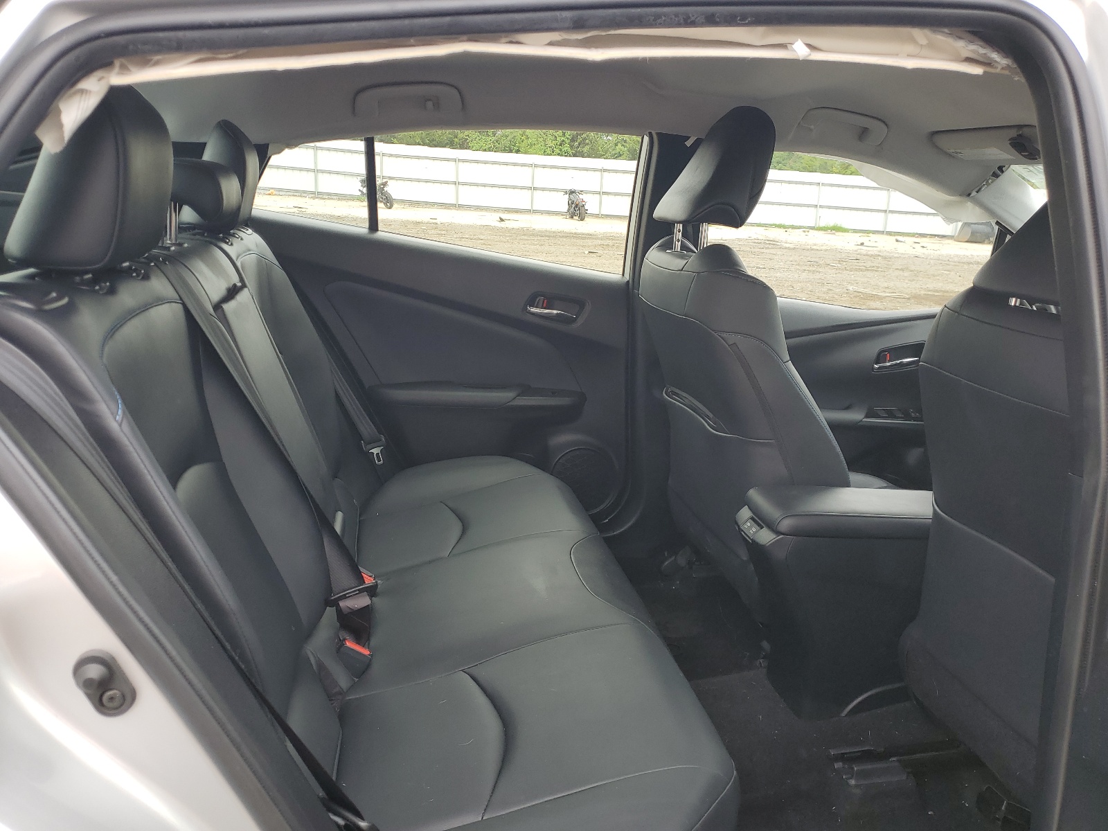 JTDKARFU0L3104009 2020 Toyota Prius L