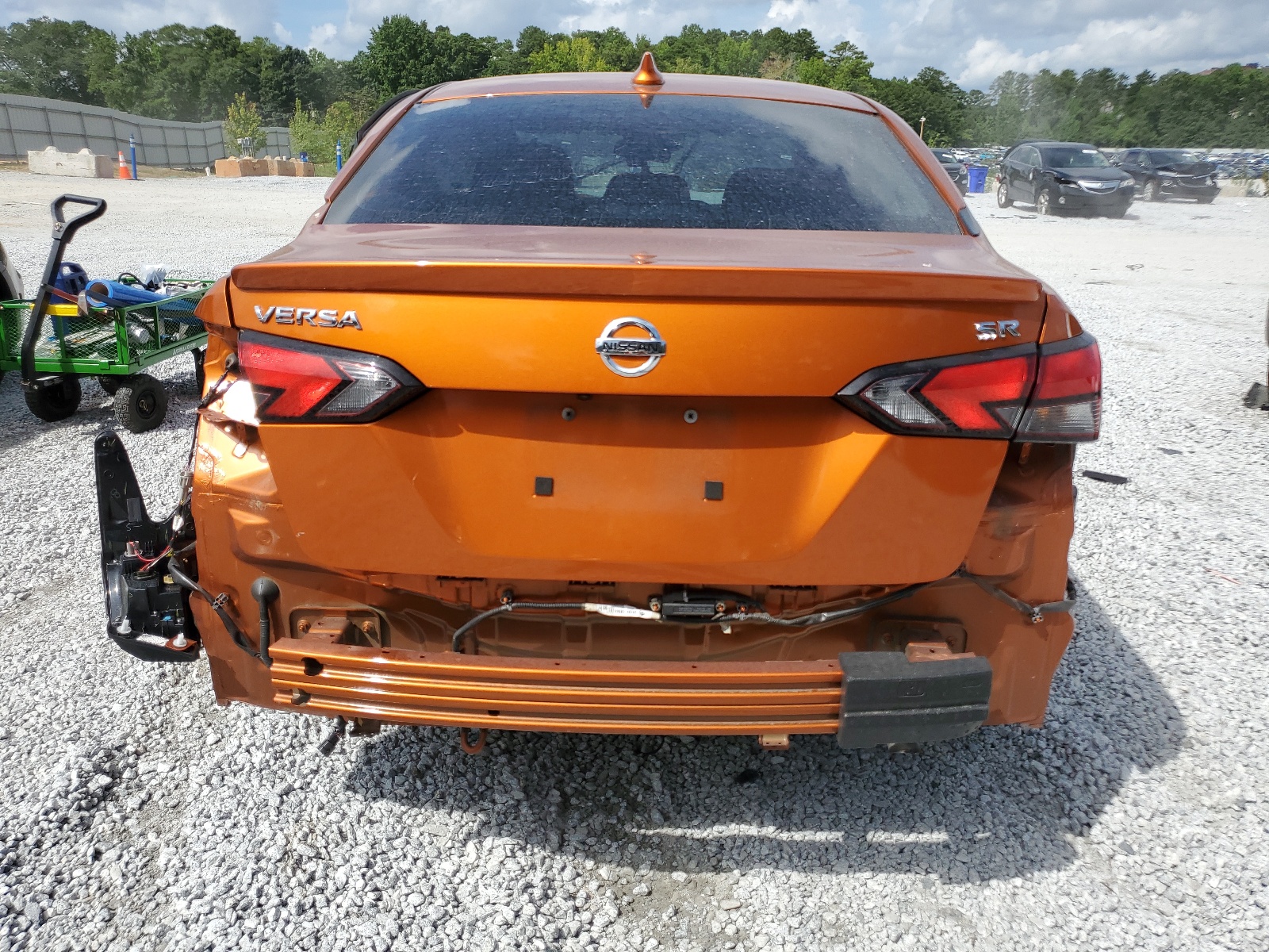 3N1CN8FV9NL847483 2022 Nissan Versa Sr