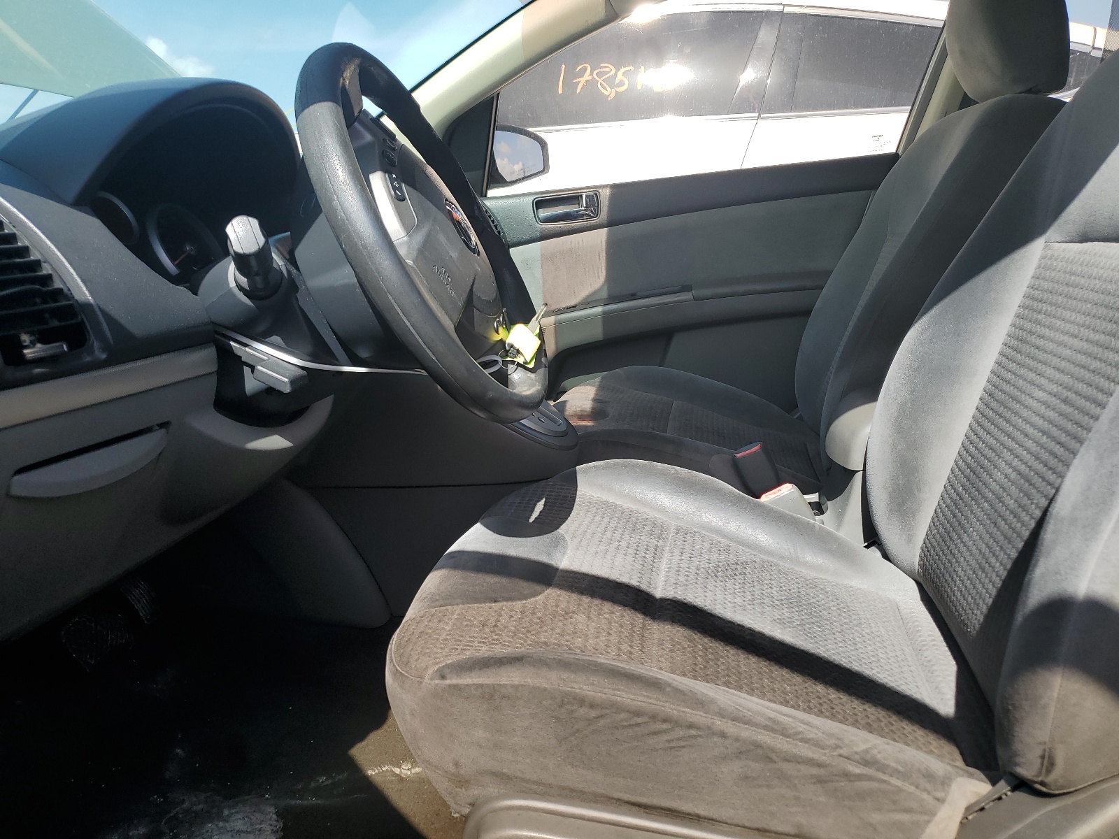 3N1AB61E88L659067 2008 Nissan Sentra 2.0