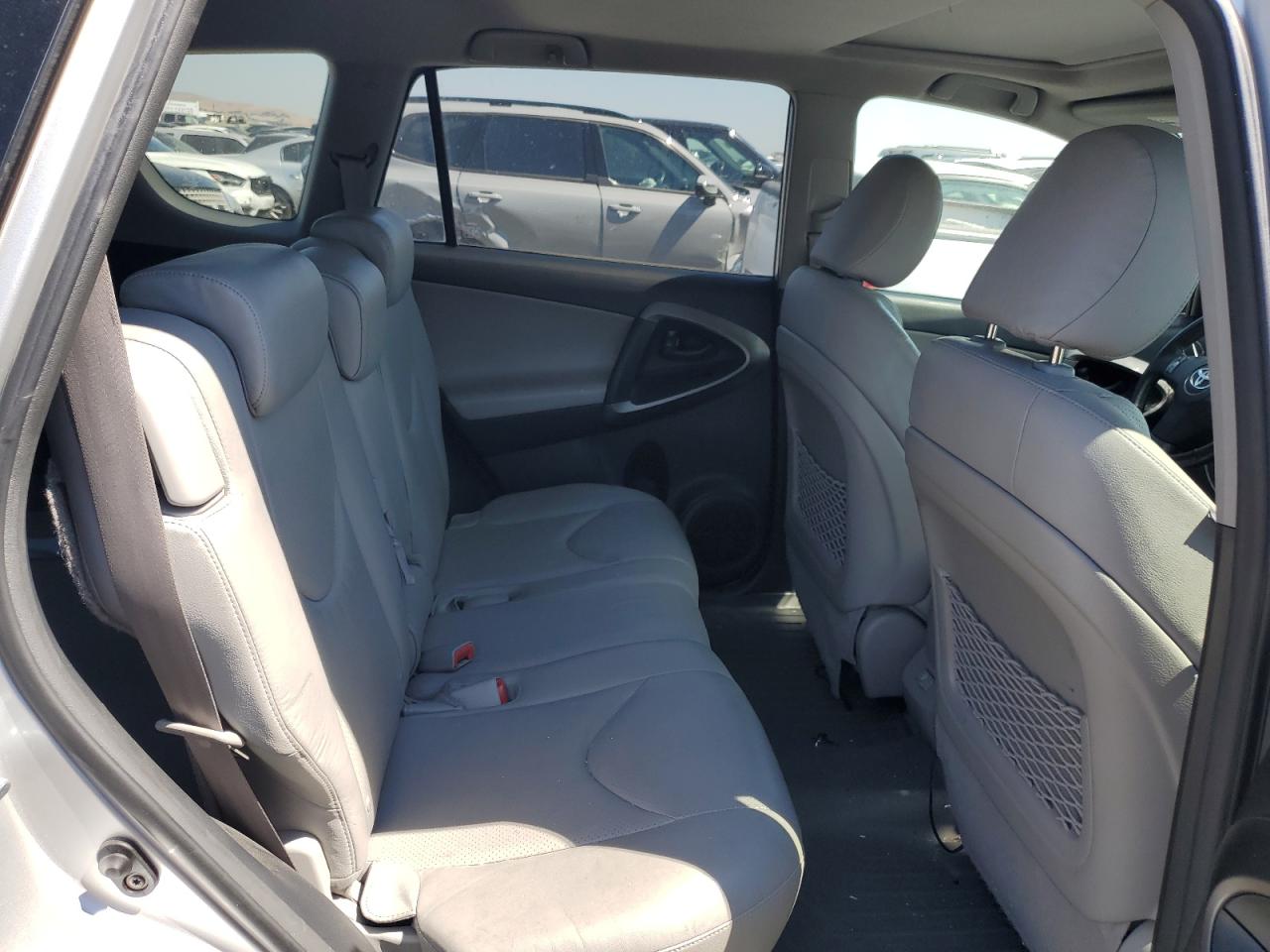 2010 Toyota Rav4 Limited VIN: JTMYK4DV1AD003929 Lot: 62573654