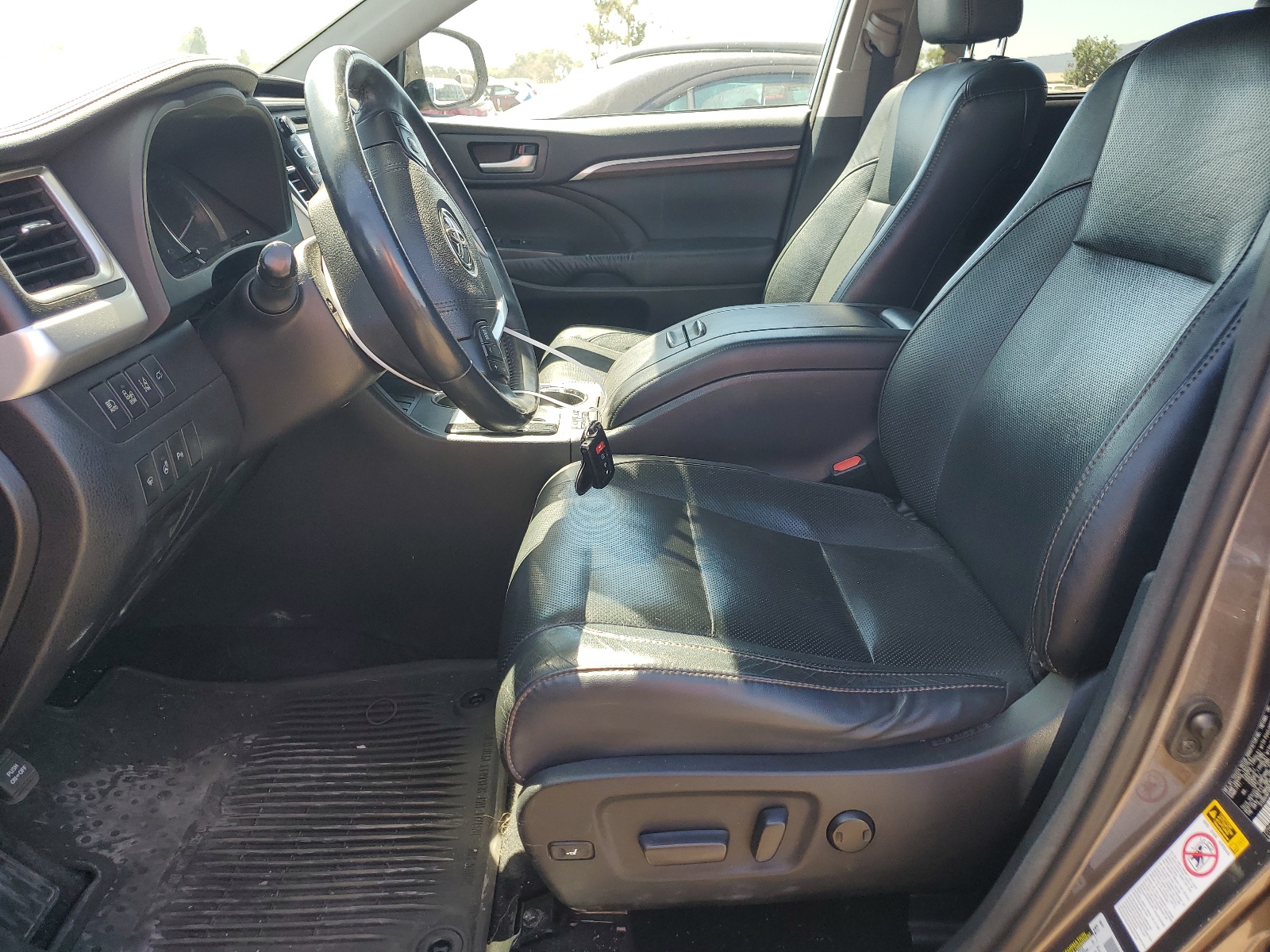 5TDDCRFH8GS015539 2016 Toyota Highlander Hybrid Limited