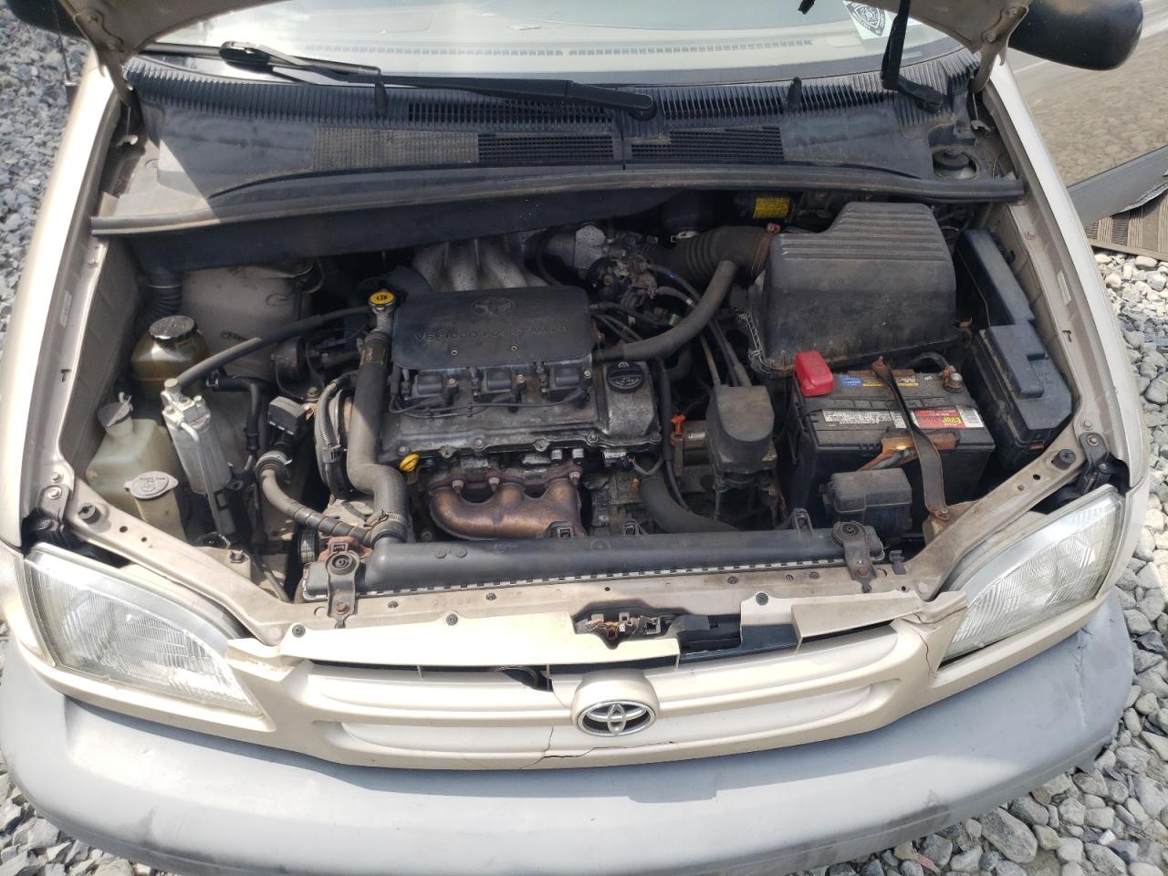 2000 Toyota Sienna Le VIN: 4T3ZF13C0YU313638 Lot: 62255024