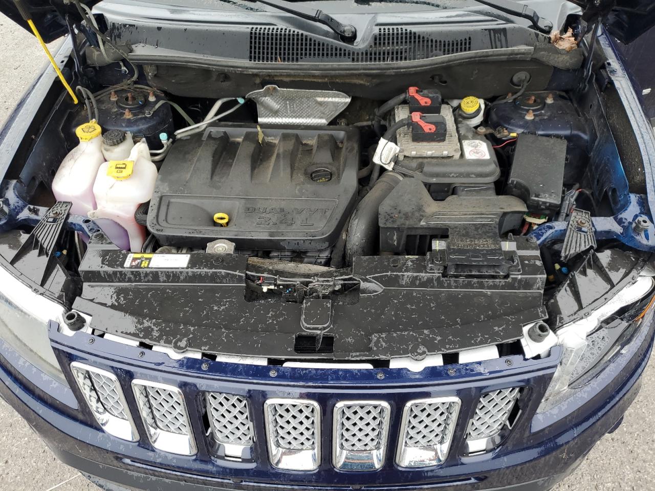 2017 Jeep Compass Latitude VIN: 1C4NJDEB2HD130113 Lot: 63781114