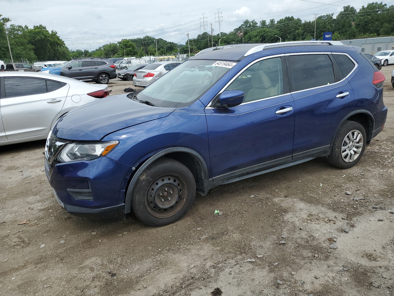 2017 Nissan Rogue S vin: KNMAT2MV2HP519843