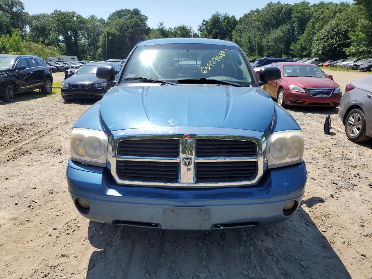 2005 Dodge Dakota Quad Slt VIN: 1D7HW48N95S260665 Lot: 63427684