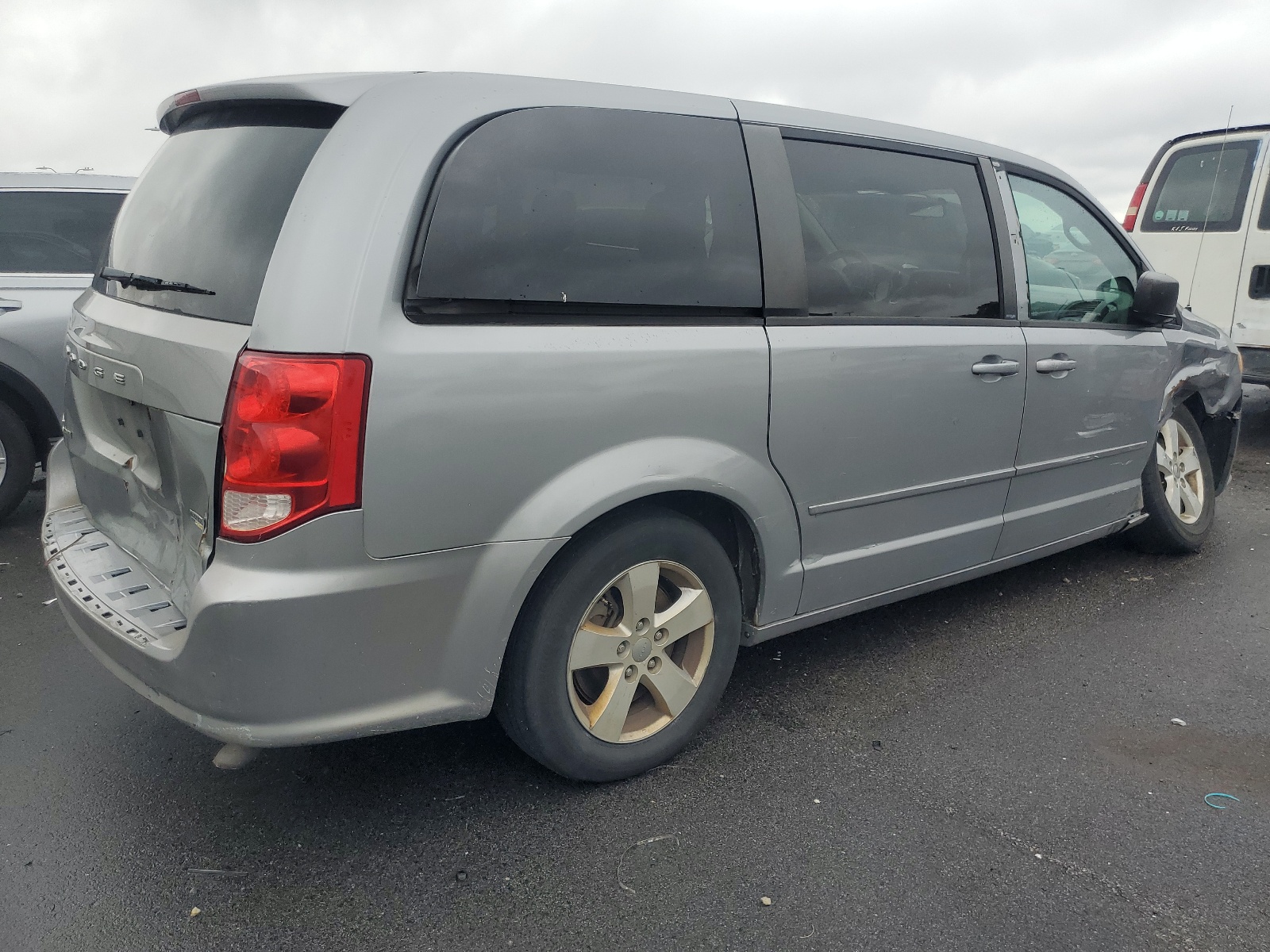 2C4RDGBG8DR703615 2013 Dodge Grand Caravan Se