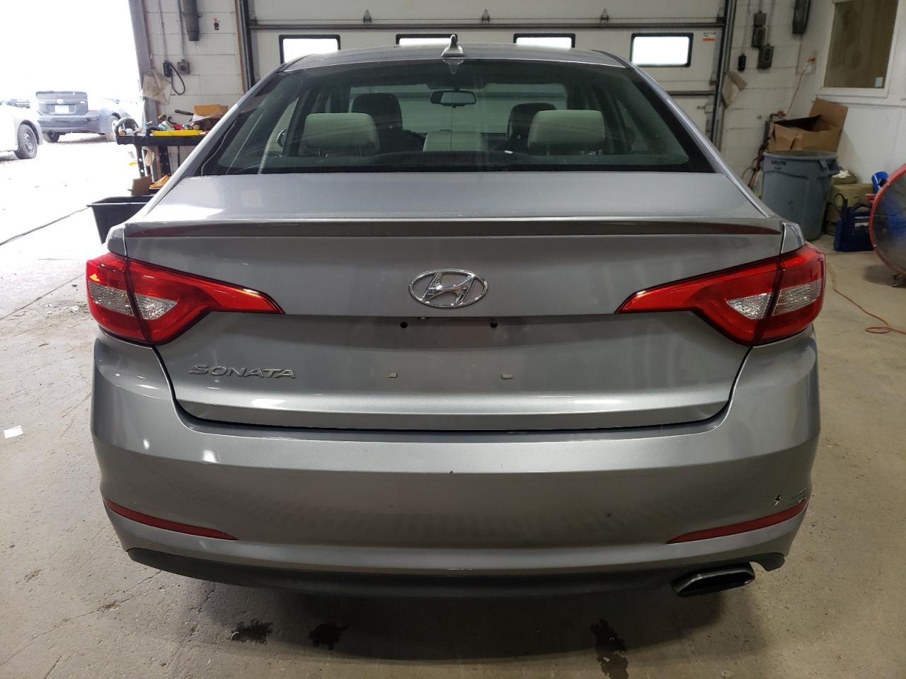 2015 Hyundai Sonata Se VIN: 5NPE24AF0FH208689 Lot: 62518784