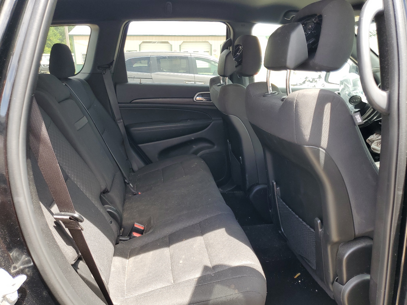 1C4RJFAGXKC771540 2019 Jeep Grand Cherokee Laredo