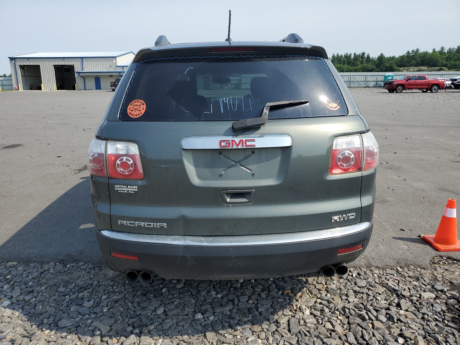 1GKKVNED0BJ242582 2011 GMC Acadia Sle