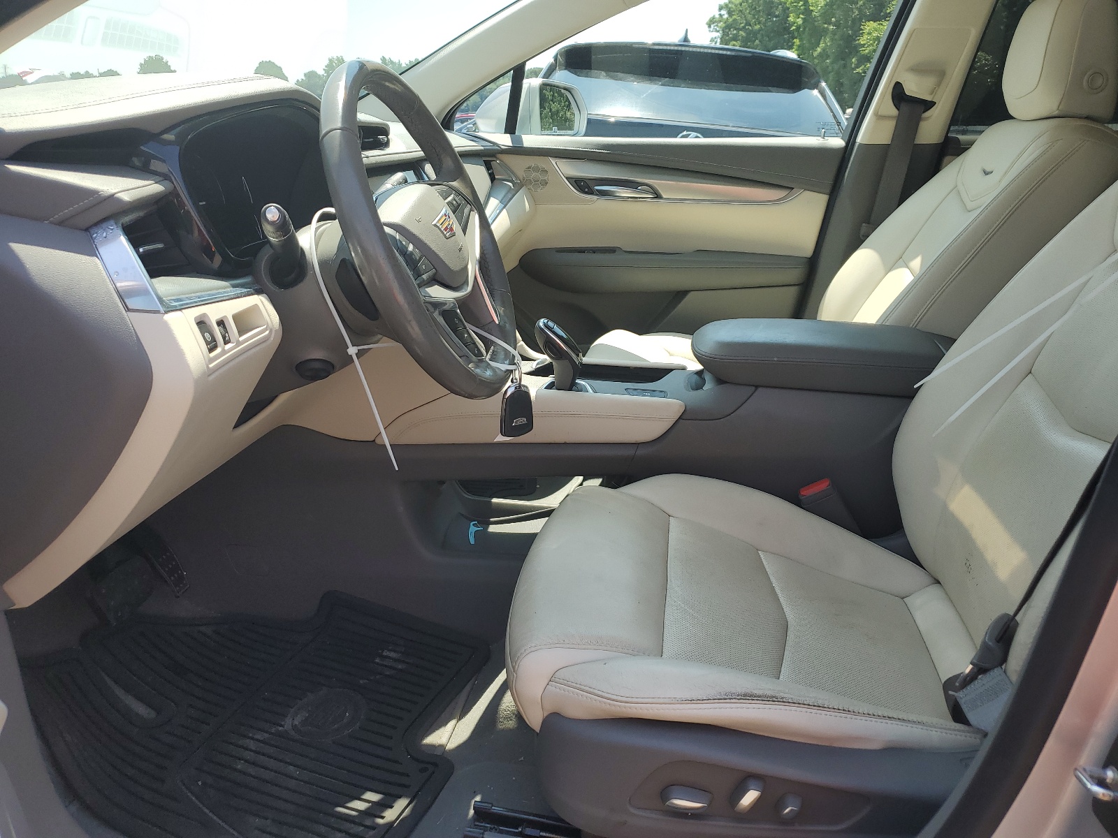 1GYKNCRS9JZ209602 2018 Cadillac Xt5 Luxury