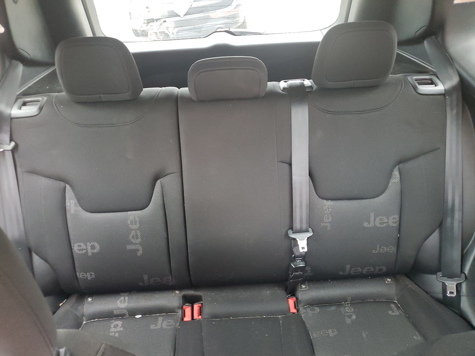 ZACCJBBT2FPB93588 2015 Jeep Renegade Latitude