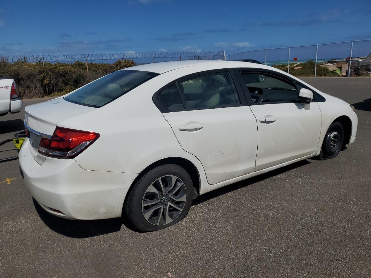2HGFB2F83FH518834 2015 Honda Civic Ex