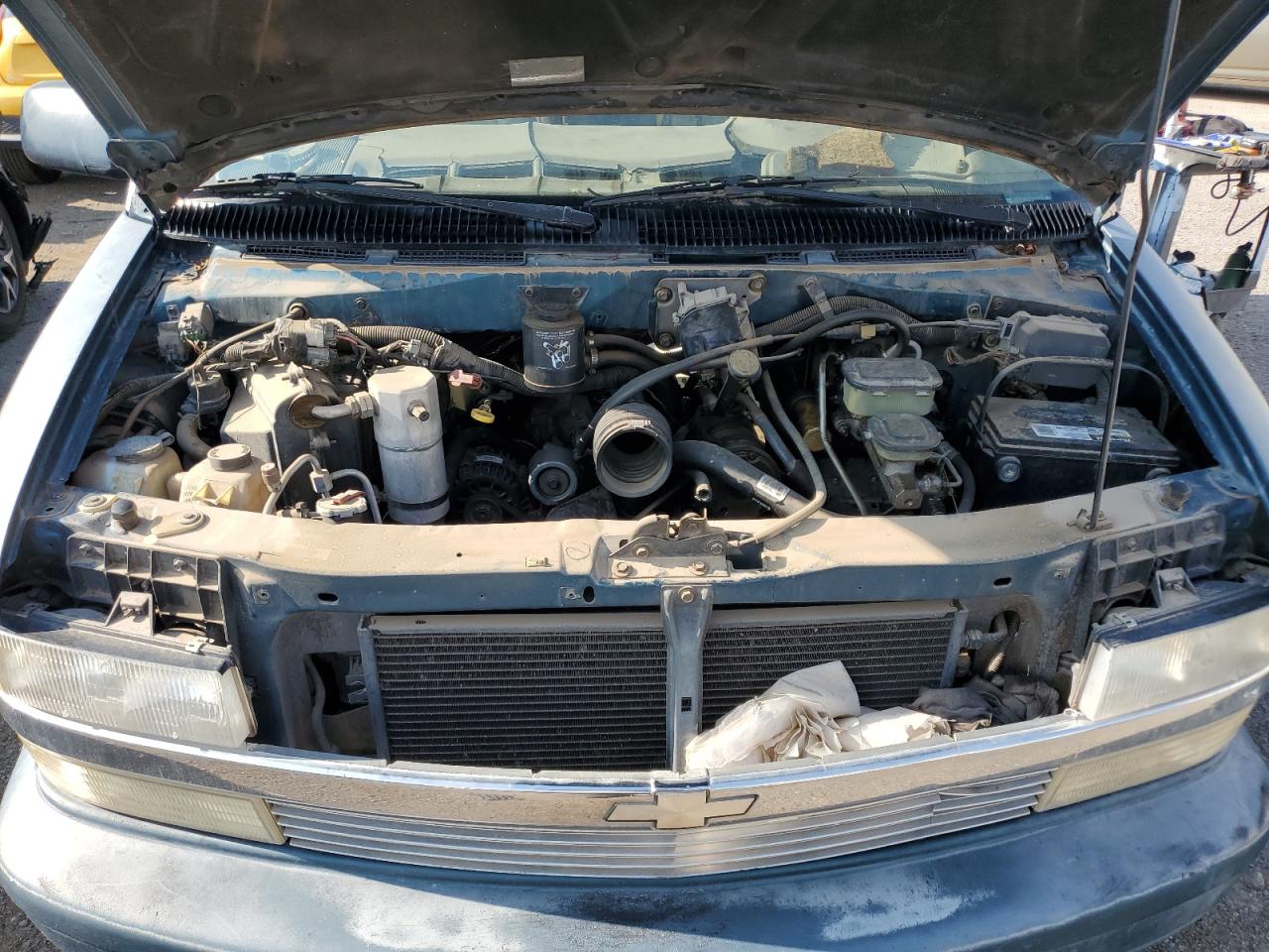 1995 Chevrolet Astro VIN: 1GNDM19W4SB221294 Lot: 64420114