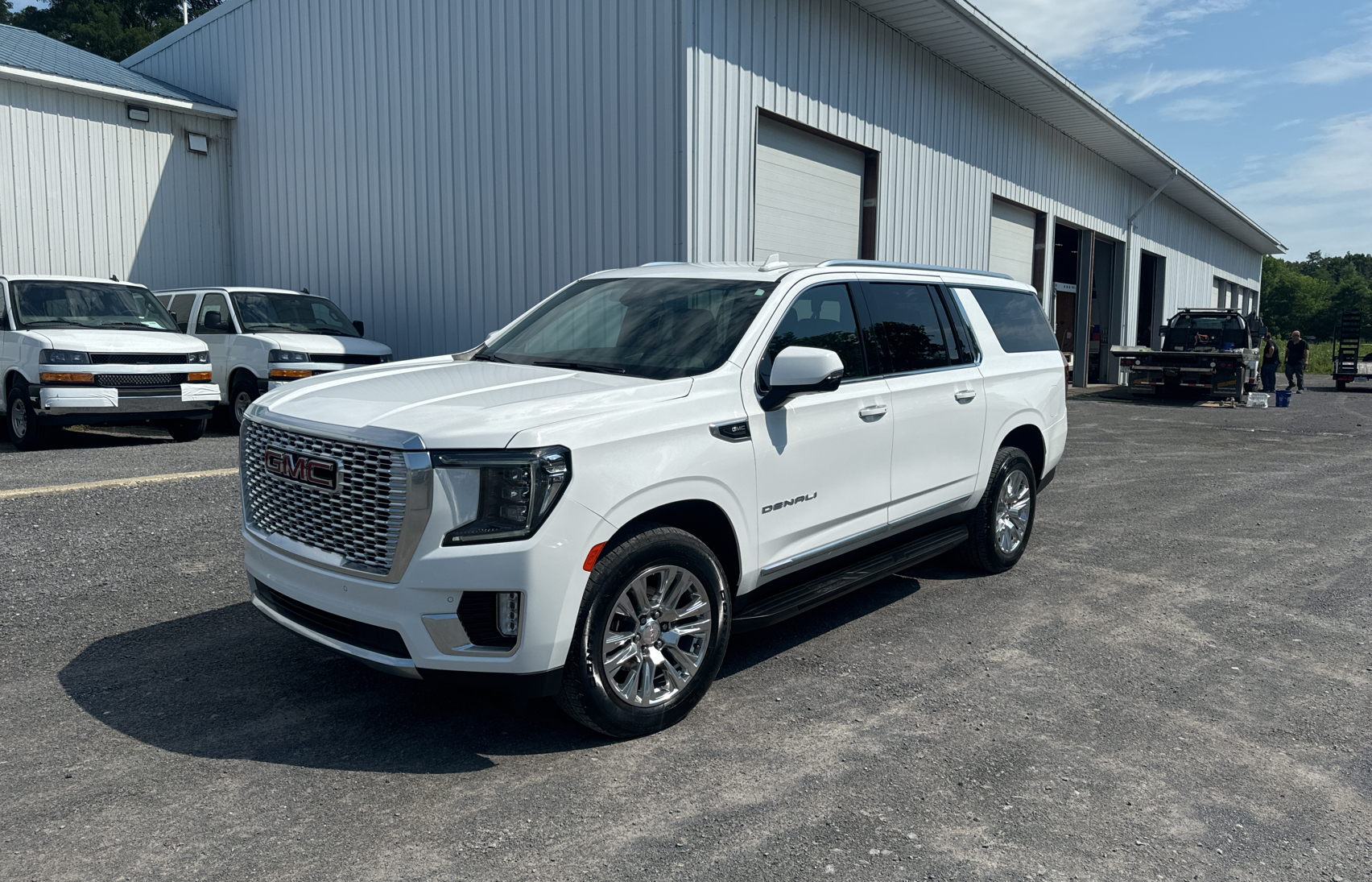 2022 GMC Yukon Xl Denali vin: 1GKS2JKL1NR111194