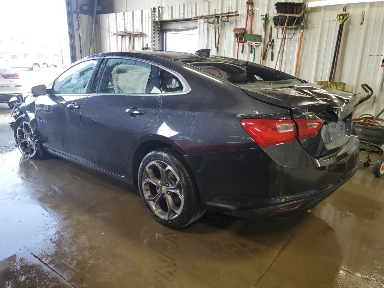 2023 Chevrolet Malibu - Image 2