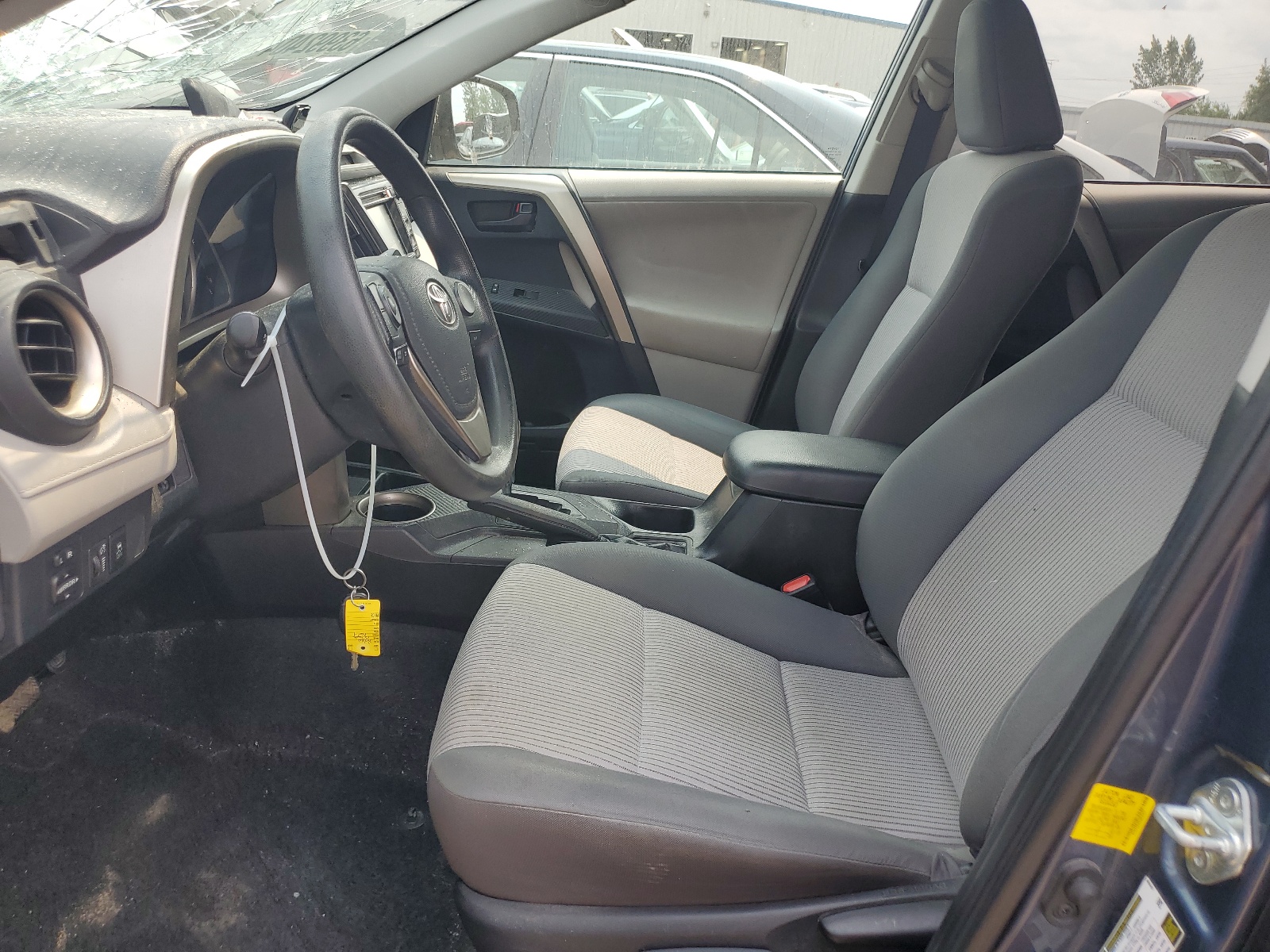 2T3ZFREV5DW026237 2013 Toyota Rav4 Le