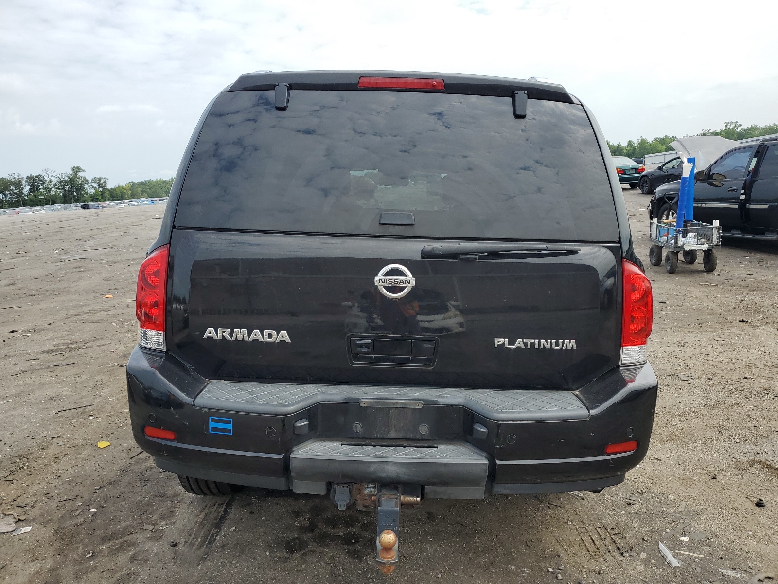 5N1AA0NE7CN619221 2012 Nissan Armada Sv