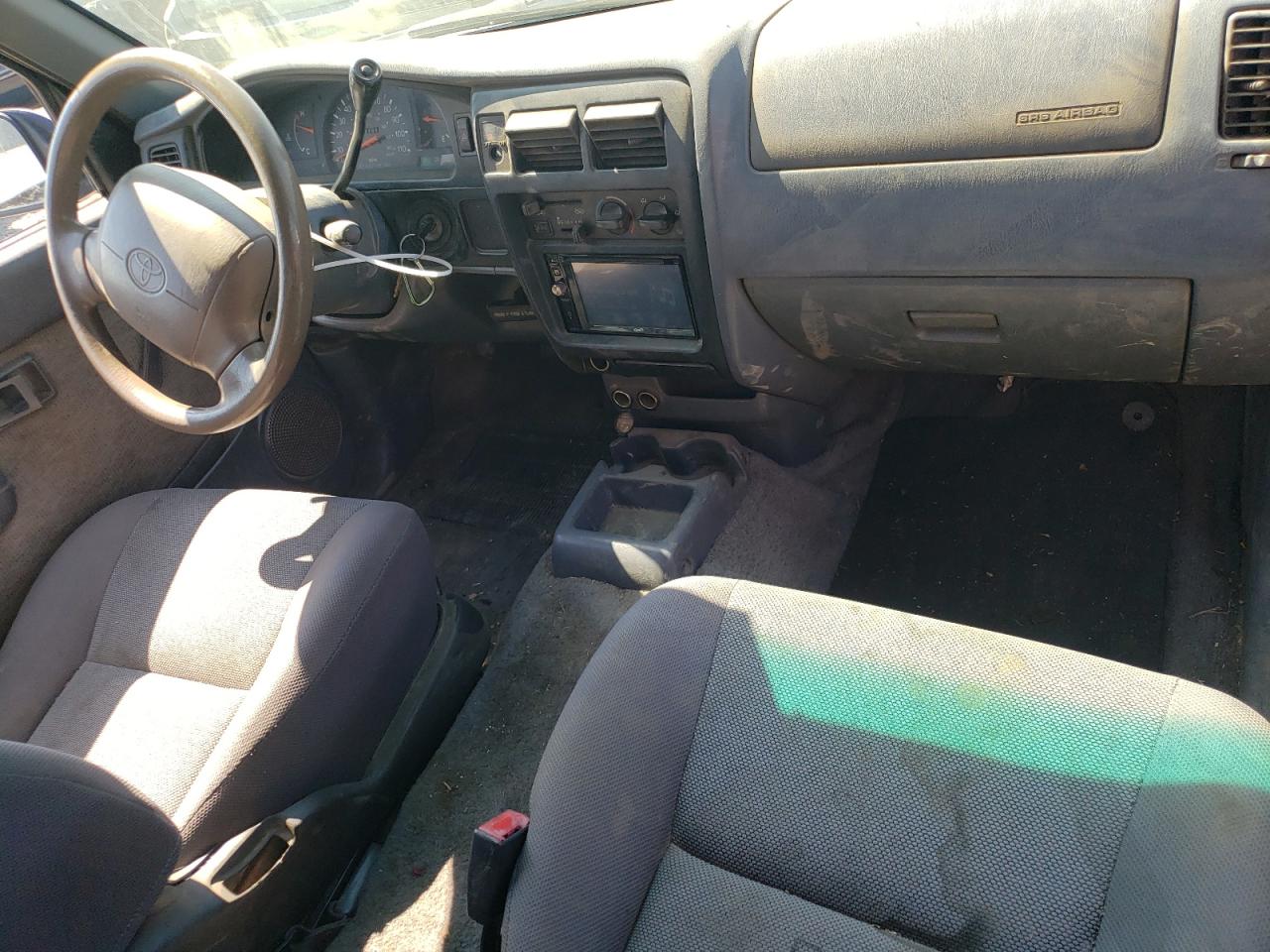 1998 Toyota Tacoma Xtracab VIN: 4TAVL52N8WZ051300 Lot: 62467824