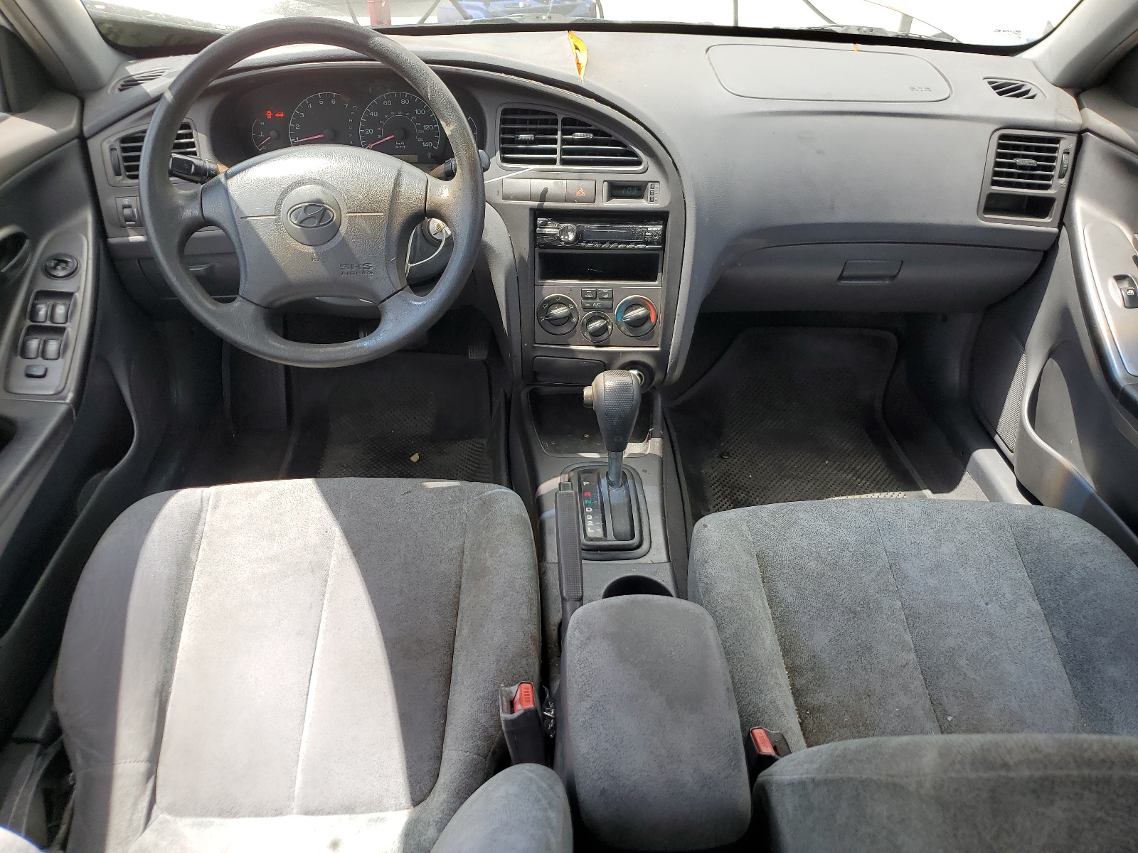 KMHDN45D22U405273 2002 Hyundai Elantra Gls