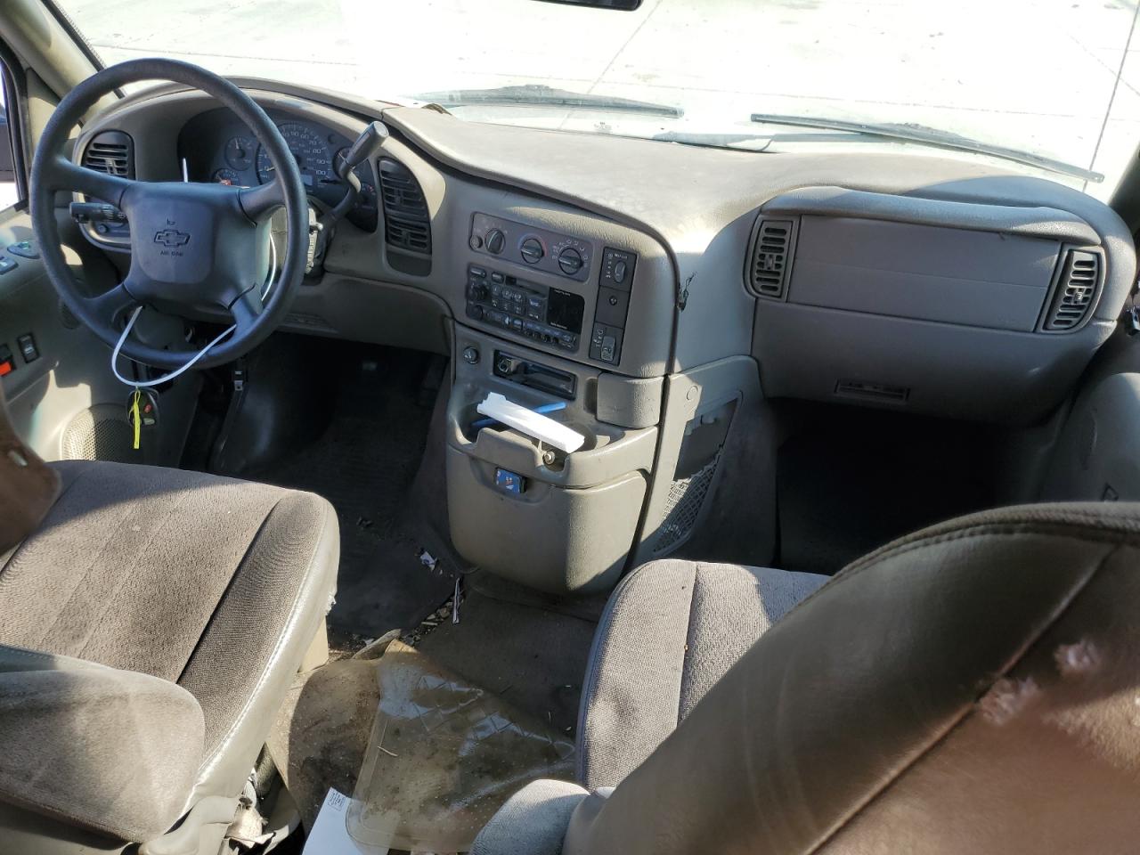 2000 Chevrolet Astro VIN: 1GNDM19W4YB153488 Lot: 62712564